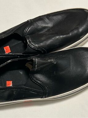 DV by Dolce Vita Black Slip-On Leather Sneakers with White Sole